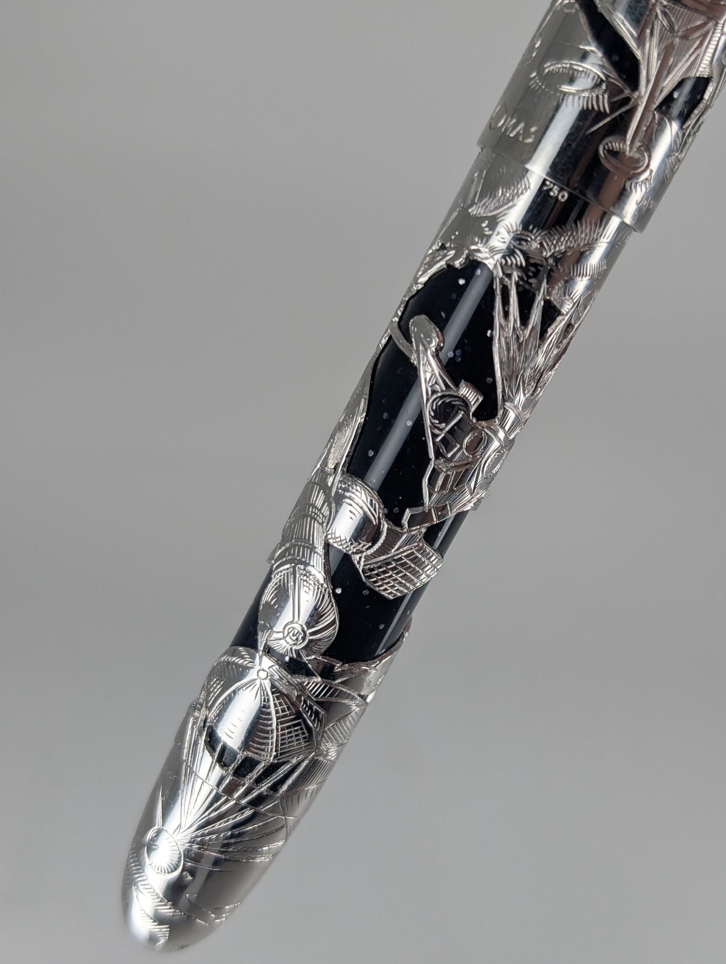*Consignment* OMAS Apollo 11 White Overlay Limited Edition Fountain Pen 18k Medium Nib #9 of 69