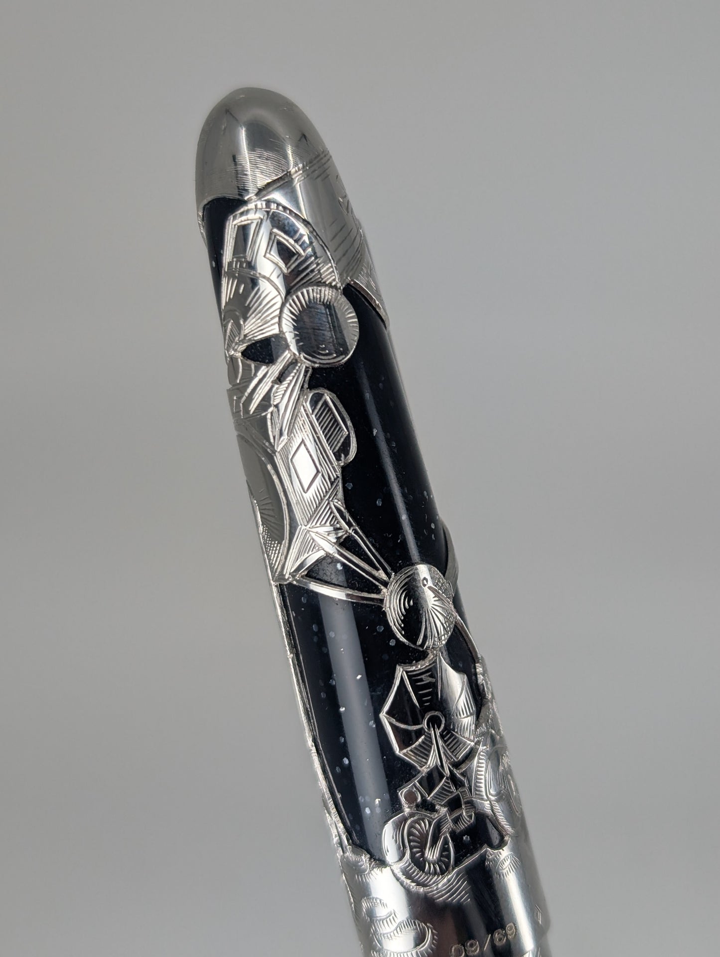 *Consignment* OMAS Apollo 11 White Overlay Limited Edition Fountain Pen 18k Medium Nib #9 of 69