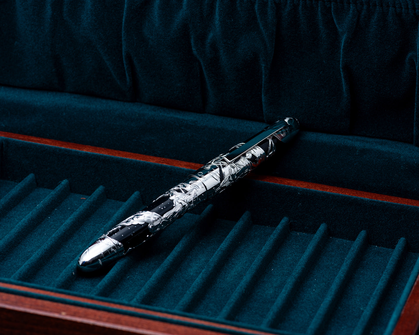 *Consignment* OMAS Apollo 11 White Overlay Limited Edition Fountain Pen 18k Medium Nib #9 of 69
