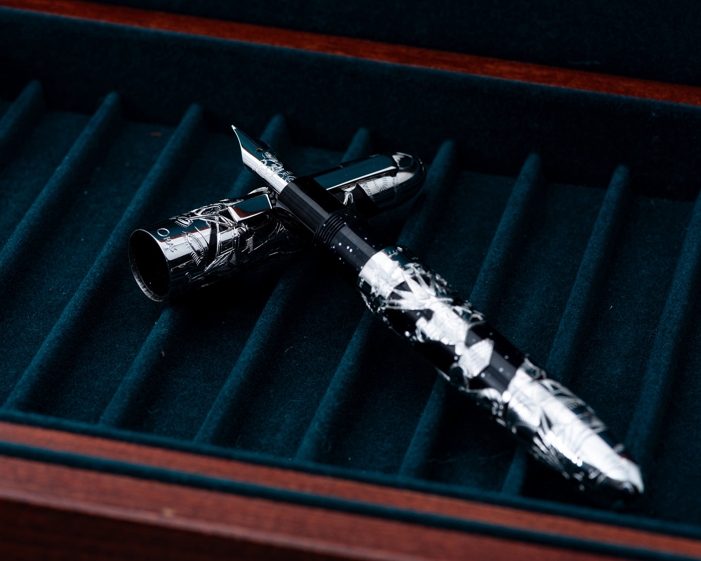 *Consignment* OMAS Apollo 11 White Overlay Limited Edition Fountain Pen 18k Medium Nib #9 of 69