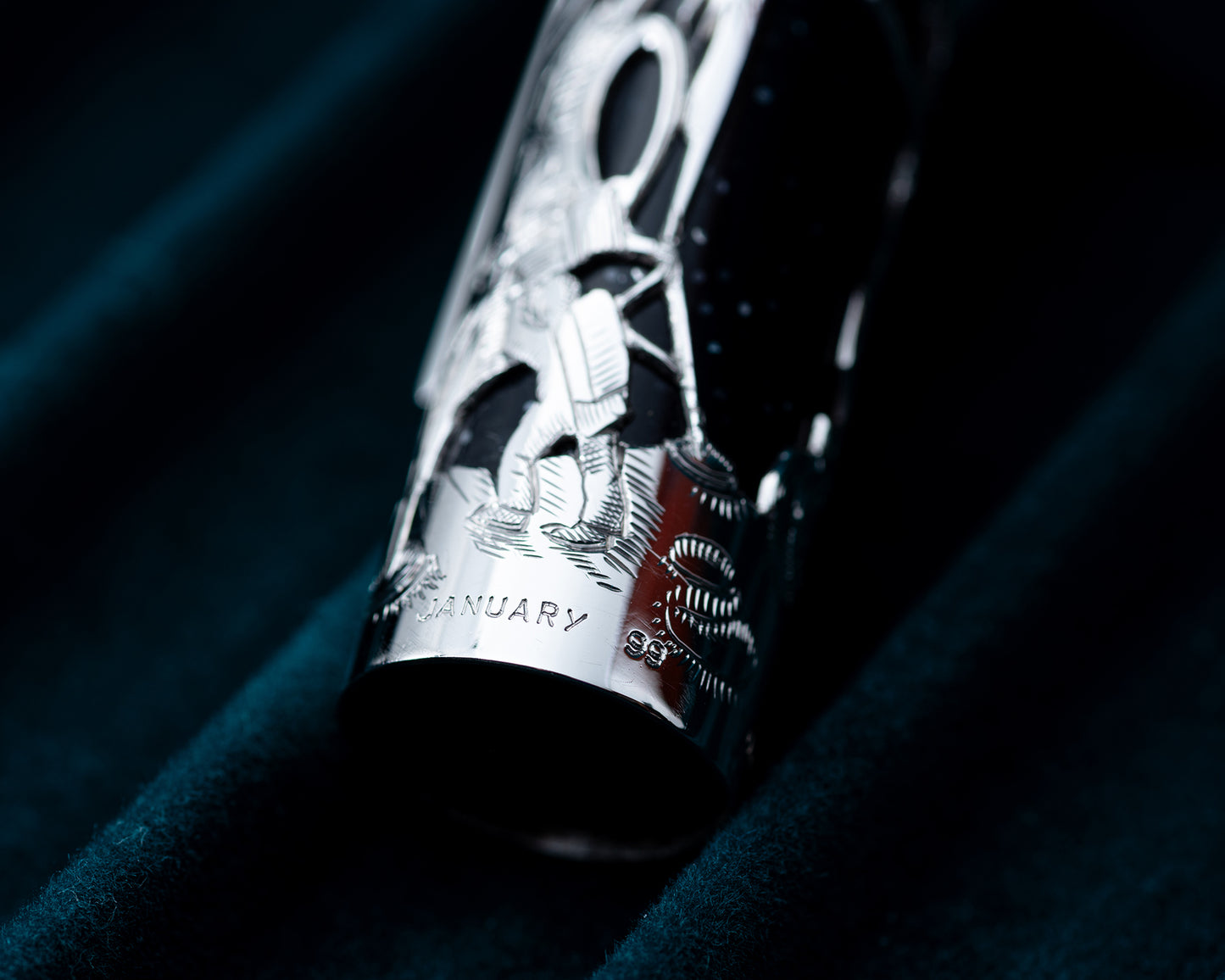 *Consignment* OMAS Apollo 11 White Overlay Limited Edition Fountain Pen 18k Medium Nib #9 of 69