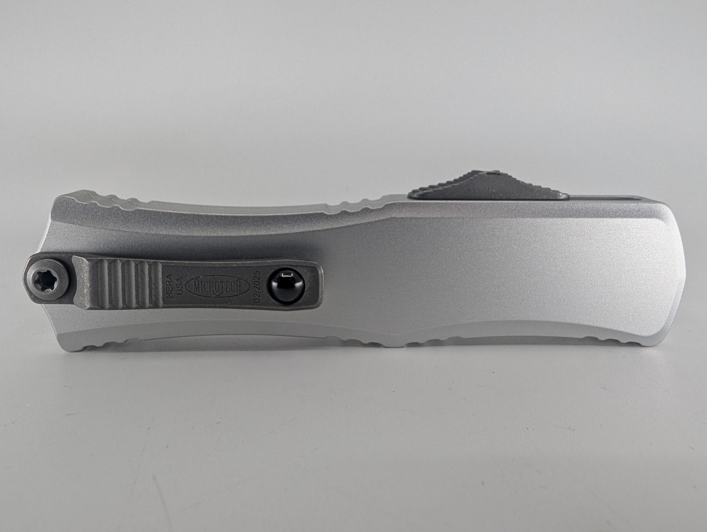 Microtech Hera II Mini S/E Clear Out the Front Knife