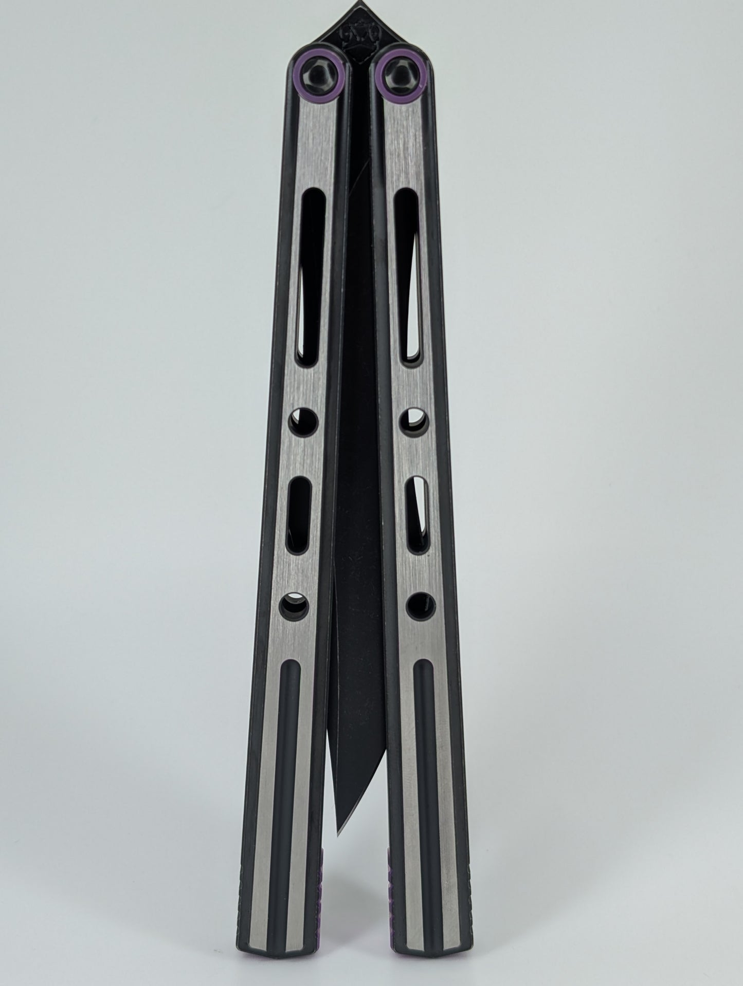 Poikilo PM3 Halo Live Blade Balisong