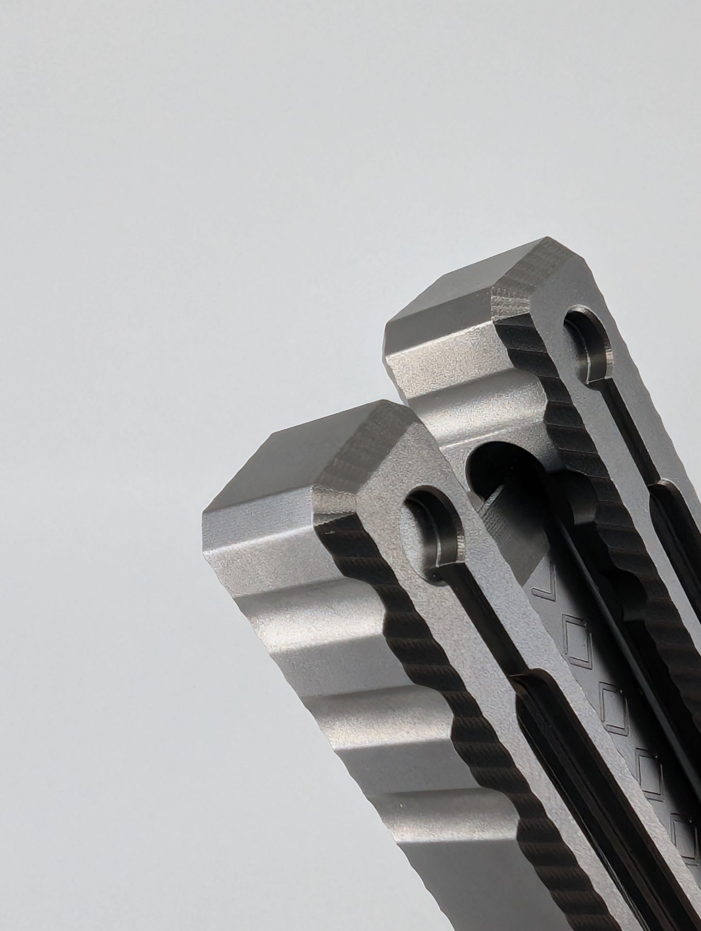 Acidwrx ZZYZX Itzpapalotl Live Blade Balisong