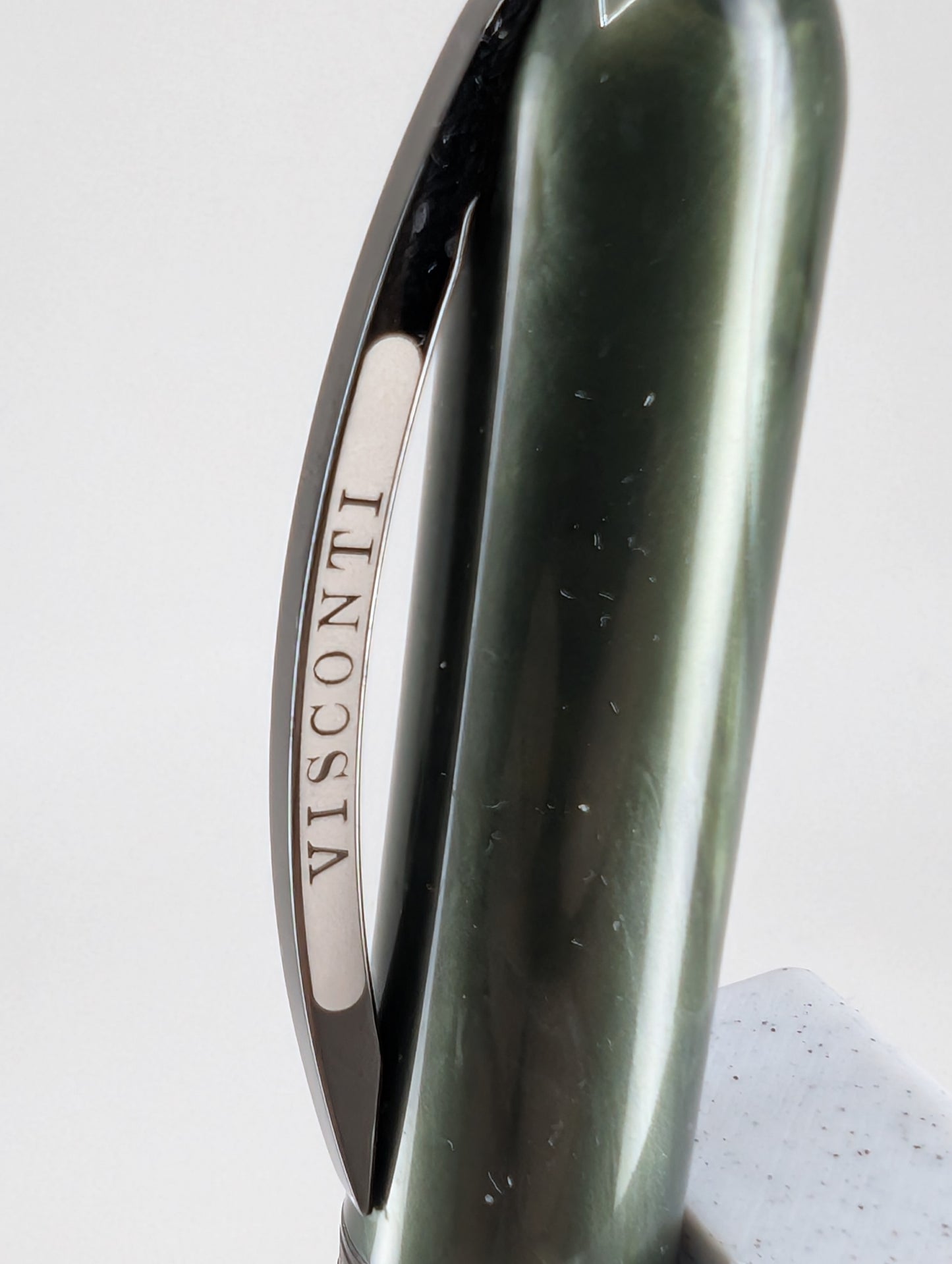 *Consignment* Visconti Rembrandt Special Ops Green Fountain Pen Black PVD Fine Nib