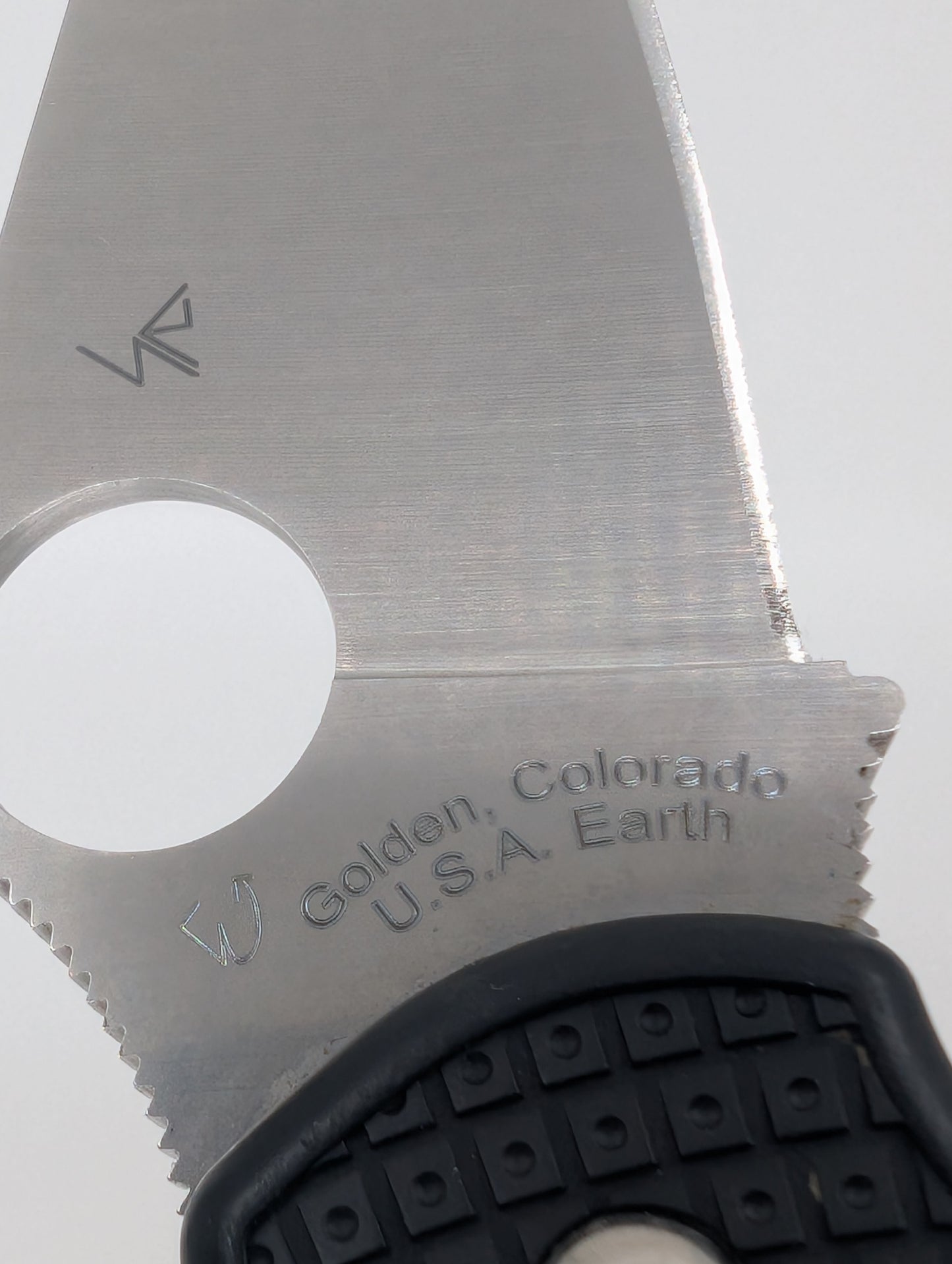 *Consignment* Spyderco Para 3 Black Folding Knife