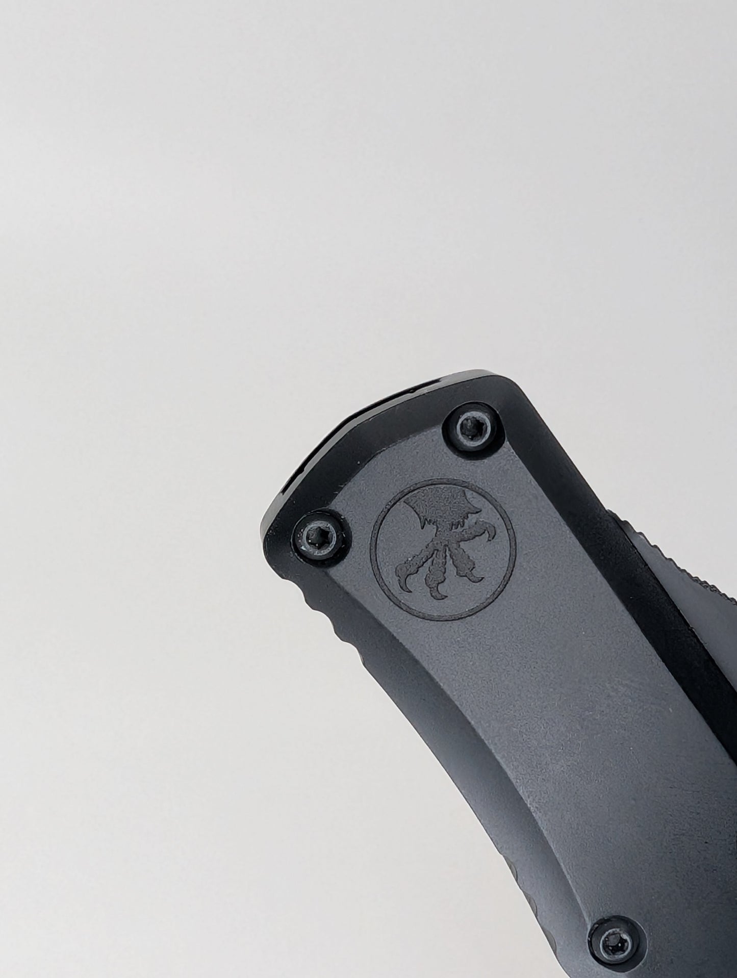 Microtech Hera II Mini S/E Tactical Partial Serrated Out the Front Knife