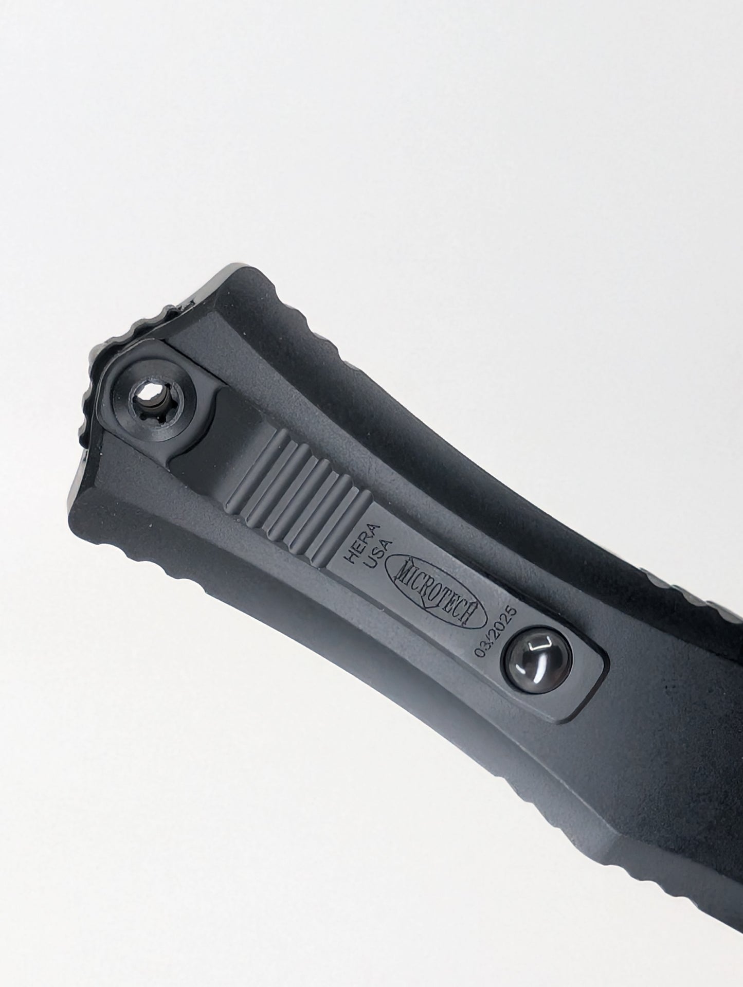 Microtech Hera II Mini S/E Tactical Partial Serrated Out the Front Knife