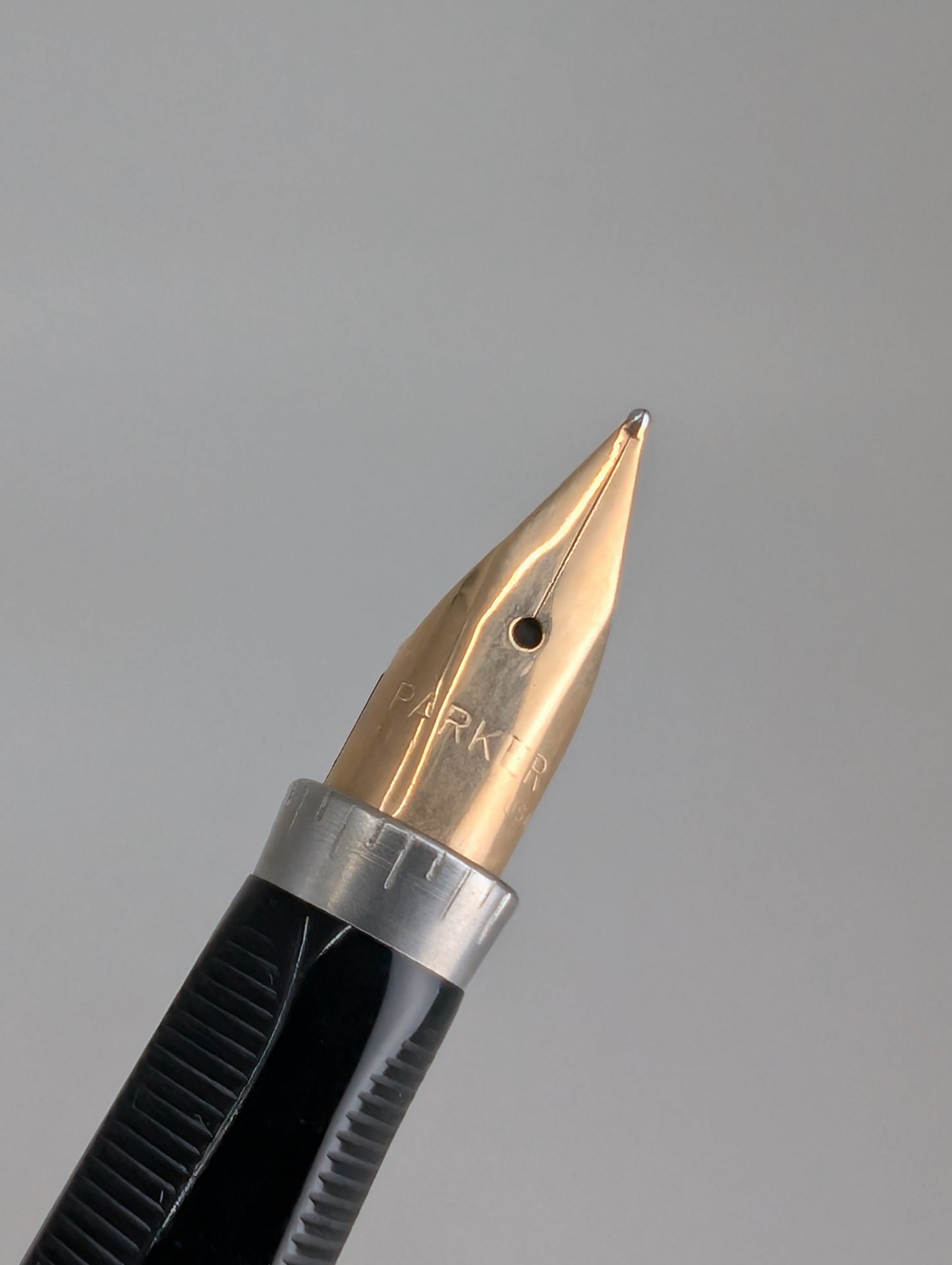 *Consignment* Parker Bicentennial Fountain Pen Medium Nib