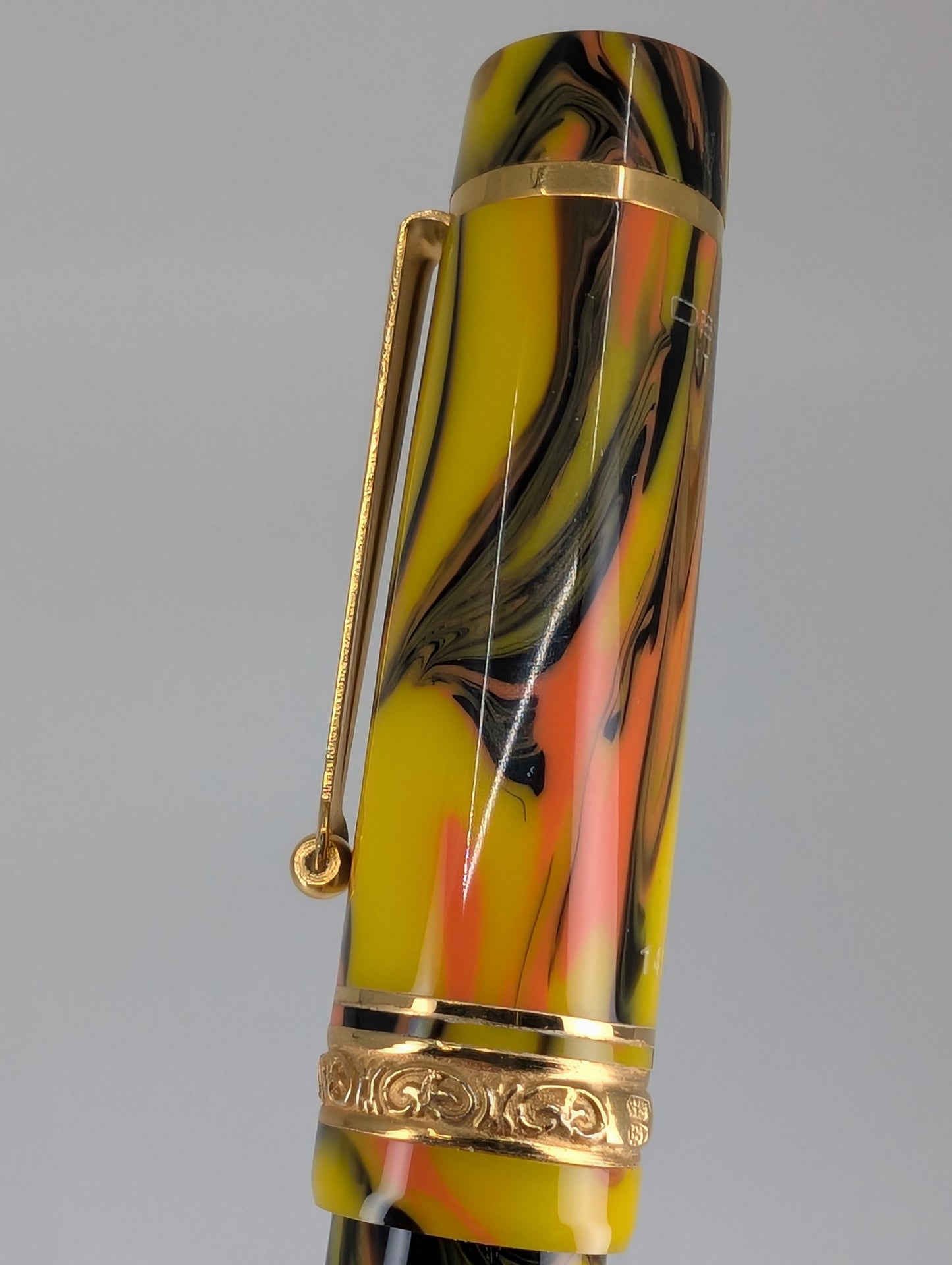 *Consignment* Delta Gallery Mid-Size Yellow Marble Rollerball Liquid Universal Ink Cartridge