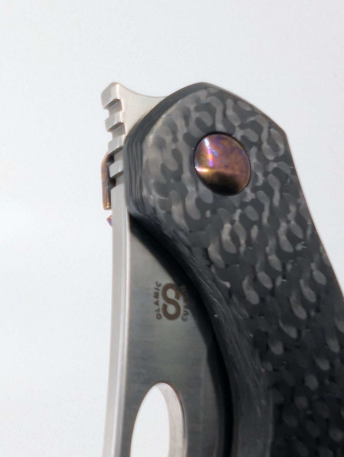 *Consignment* Olamic Busker Carbon Fiber / TiMascus Framelock Folding Knife
