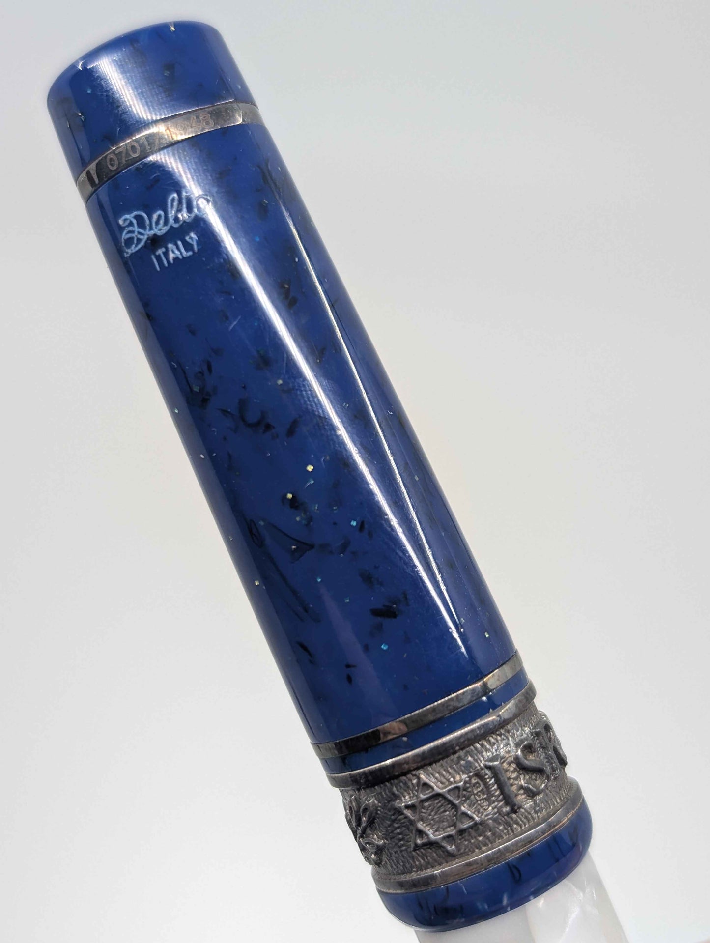 *Consignment* Delta Israel 50th Anniversary Special Edition Set | Rollerball & Fountain Pen