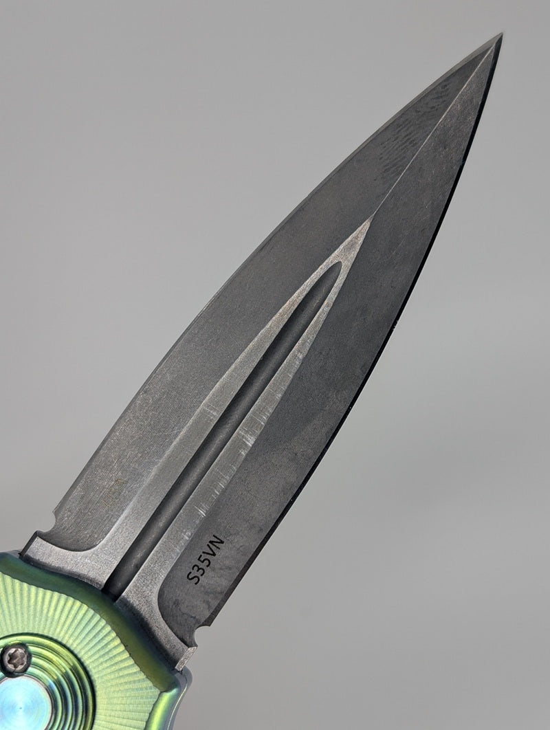 Paragon-Warlock-Metallic-Green-Gravity-Knife-Blade2