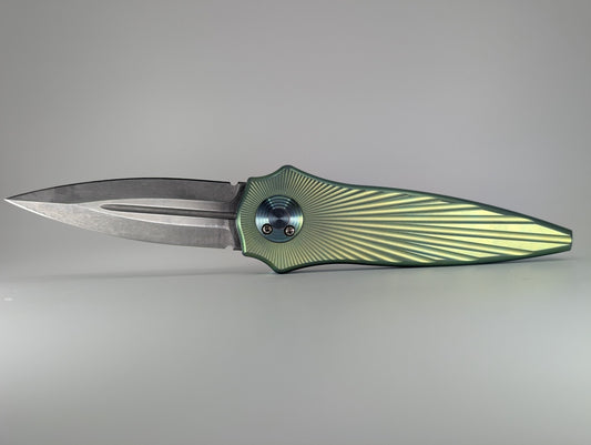 Paragon-Warlock-Metallic-Green-Gravity-Knife-Main