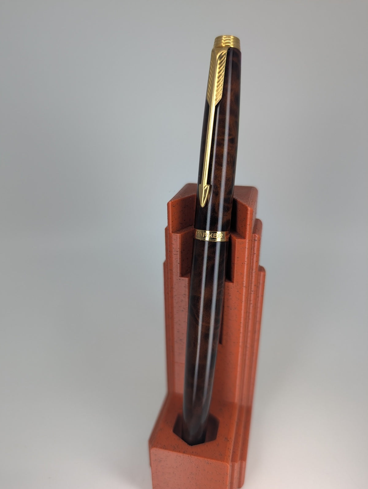 *Consignment* Parker 75 Thuya Brown Lacquer Fountain Pen 14k Medium Nib
