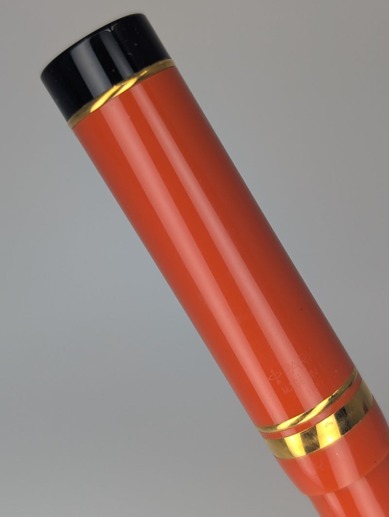 *Consignment* Parker Duofold "Big Red" 18k Gold Fine Nib