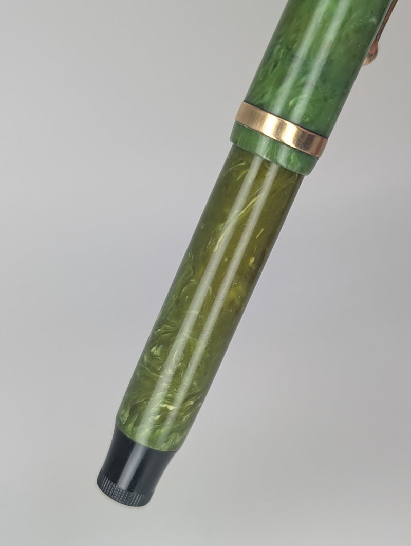 *Consignment* Parker Duofold Jr. Flat Top Green Fountain Pen Stub Nib