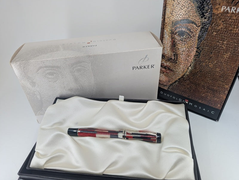 *Consignment* Parker Duofold Red Mosaic Fountain Pen 18k Gold Medium Nib