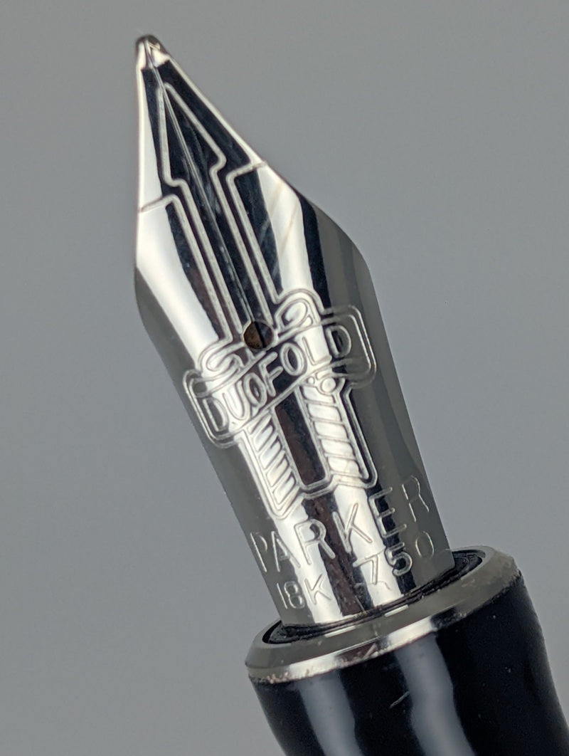 *Consignment* Parker Duofold Red Mosaic Fountain Pen 18k Gold Medium Nib