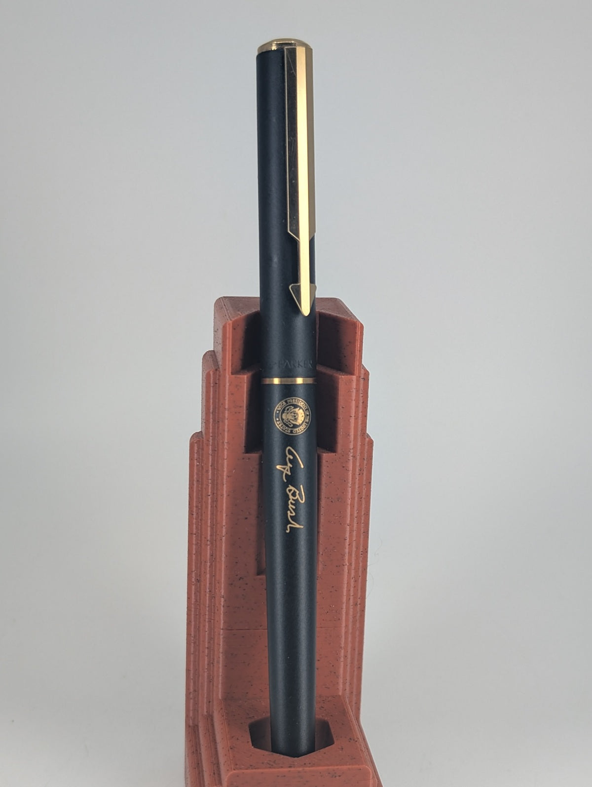 *Consignment* Parker George Bush Vice President Seal Rollerball Pen