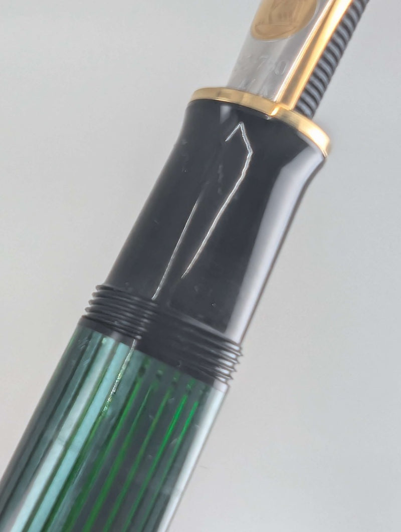 *Consignment* Pelikan M1000 Green / Black Fountain Pen 18c Gold Medium Nib