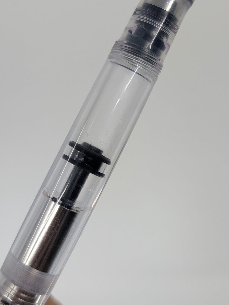 *Consignment* Pelikan M1005 Demonstrator Fountain Pen 18k Gold Fine Nib