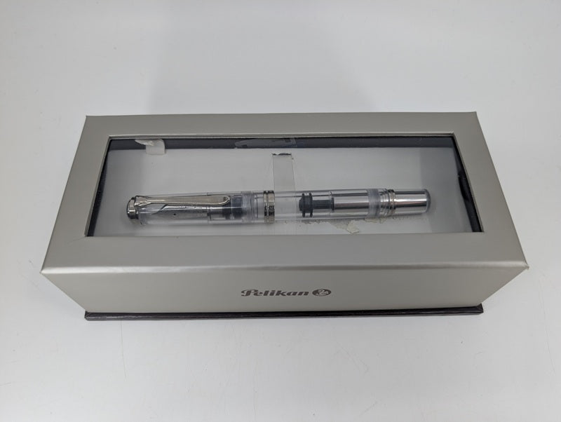 *Consignment* Pelikan M1005 Demonstrator Fountain Pen 18k Gold Fine Nib