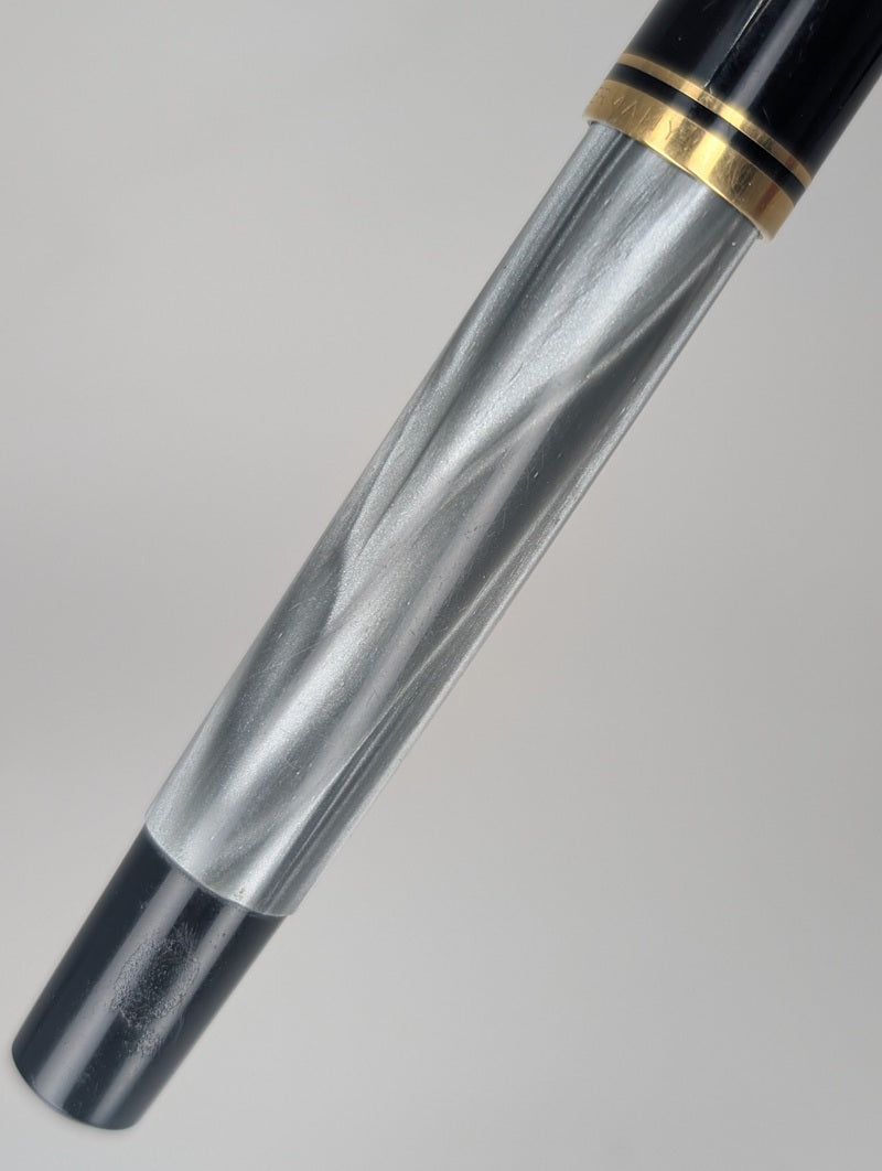 *Consignment* Pelikan M200 Grey Marble Fountain Pen Medium Nib