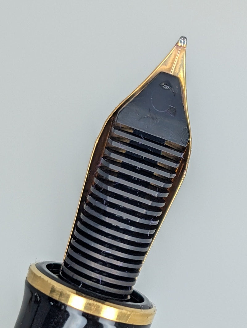 *Consignment* Pelikan M800 / R800 Blue Fountain Pen & Rollerball Set