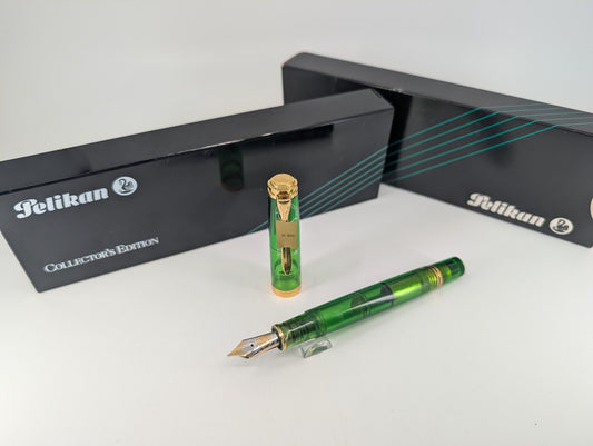 *Consignment* Pelikan M800 Transparent Green Fountain Pen 18c Gold Medium Nib