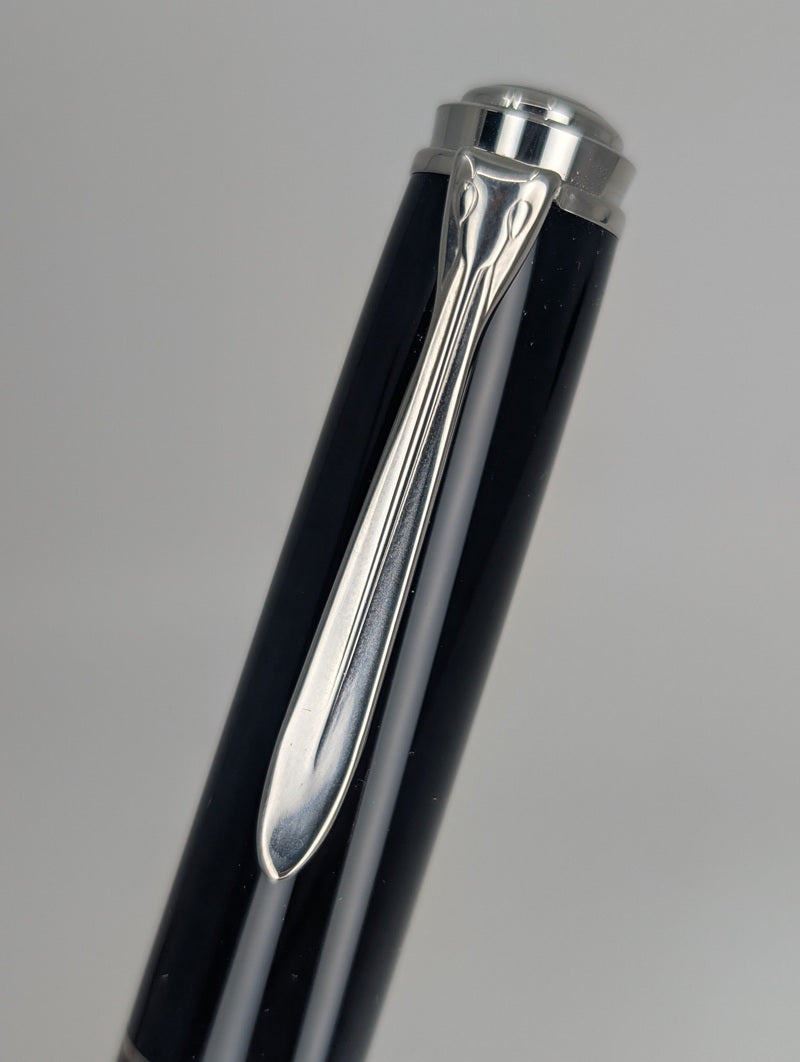 Pelikan Souveran M805 Metal Sleeve Fountain Pen 18k Gold Nib