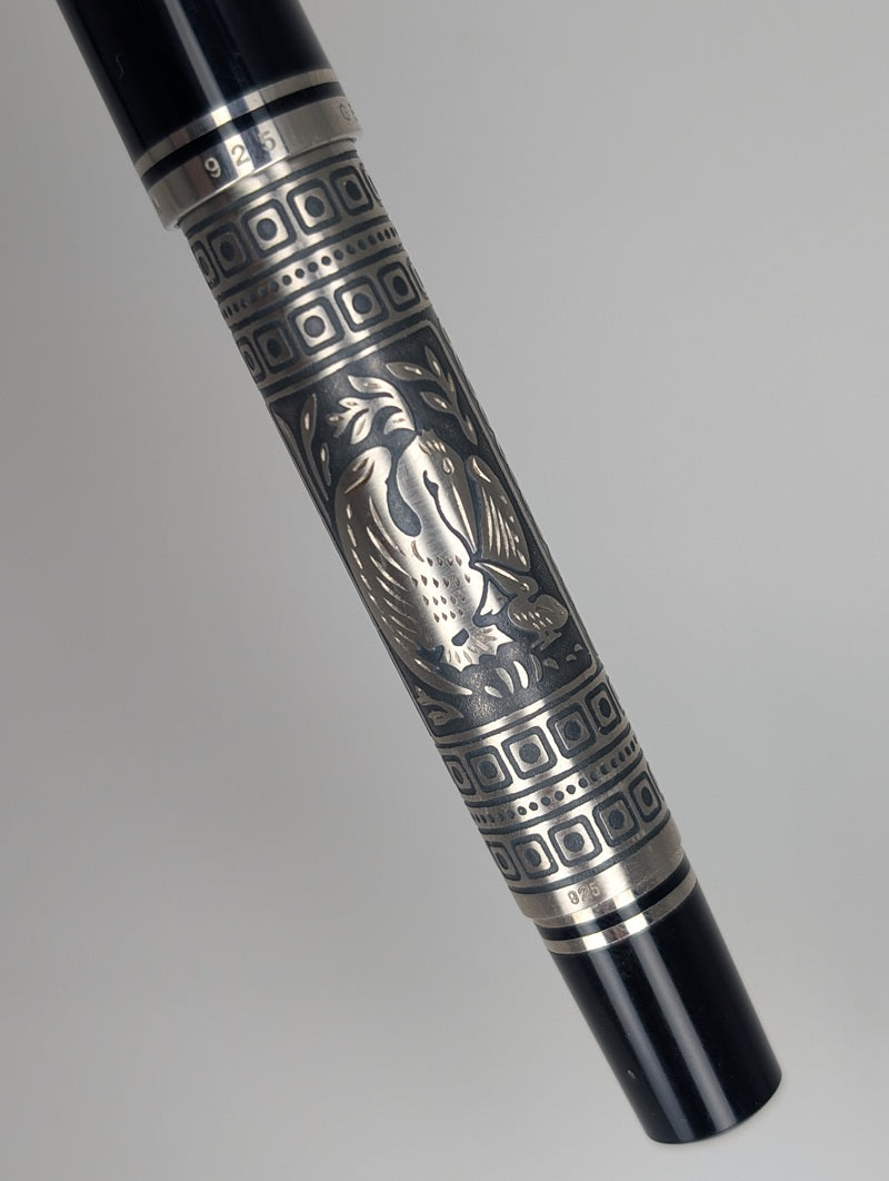 *Consignment* Pelikan Toledo Silver Fountain Pen 18k Gold Fine Nib