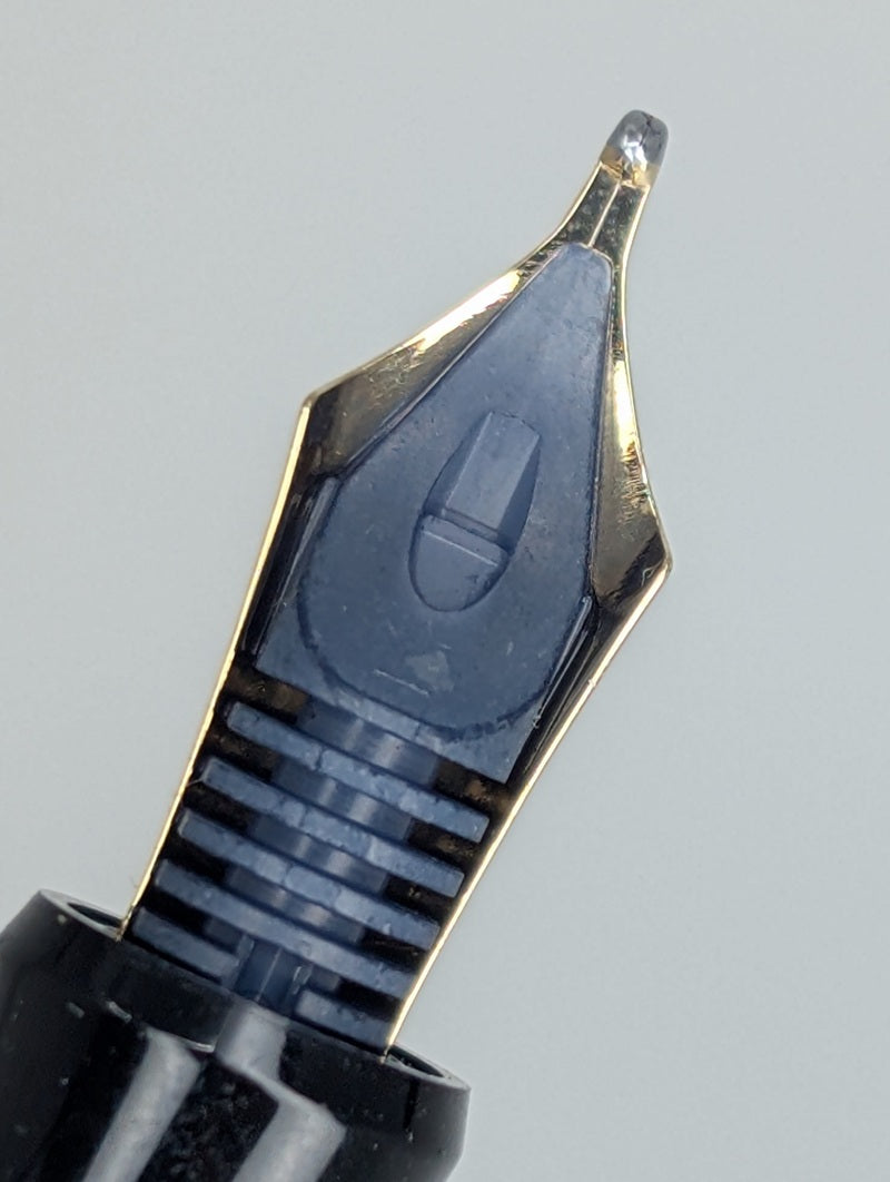 *Consignment* Pilot Custom 74 Black Fountain Pen 14k Gold Double Broad Nib