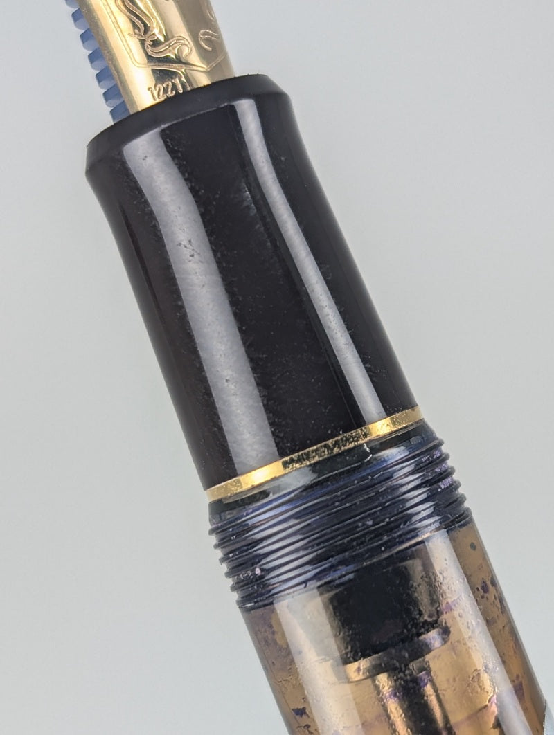 *Consignment* Pilot Custom 823 Amber Fountain Pen 14k Gold Broad Nib