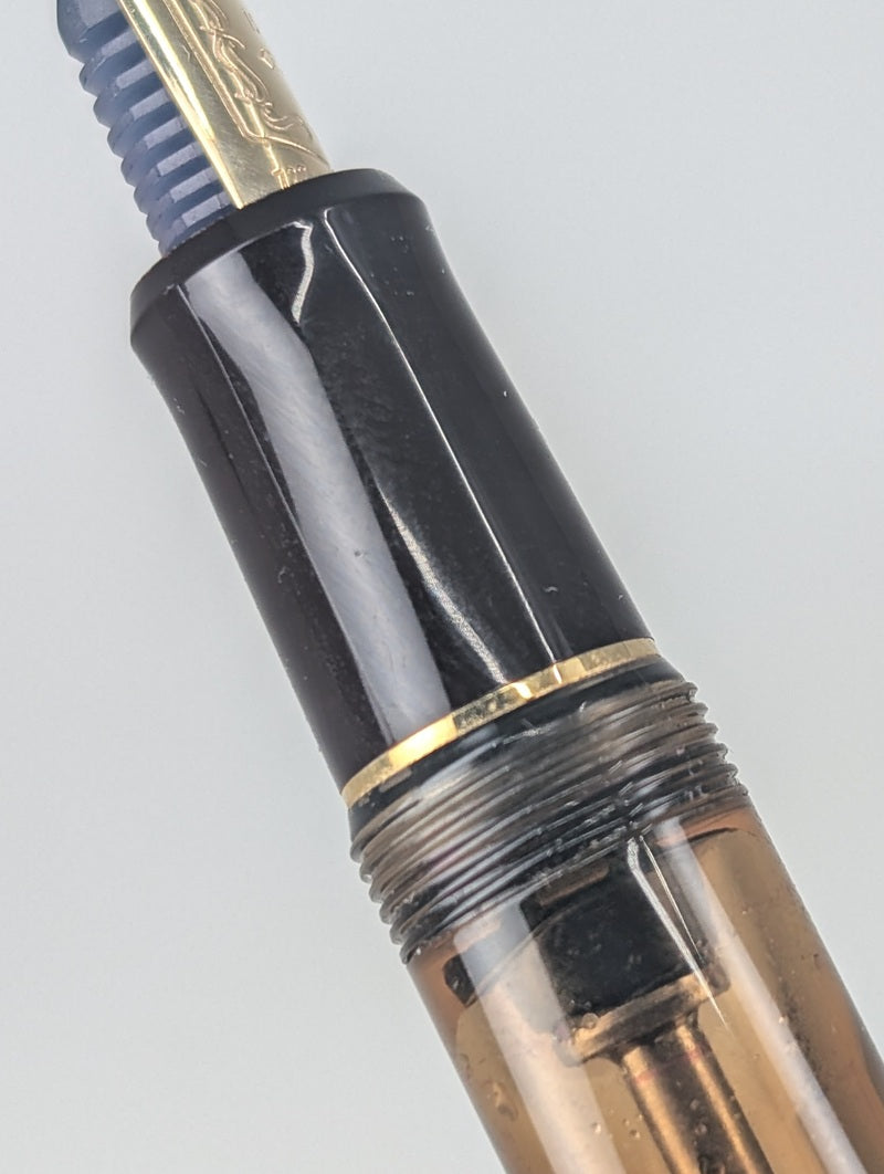 *Consignment* Pilot Custom 823 Amber Fountain Pen 14k Gold Fine Nib