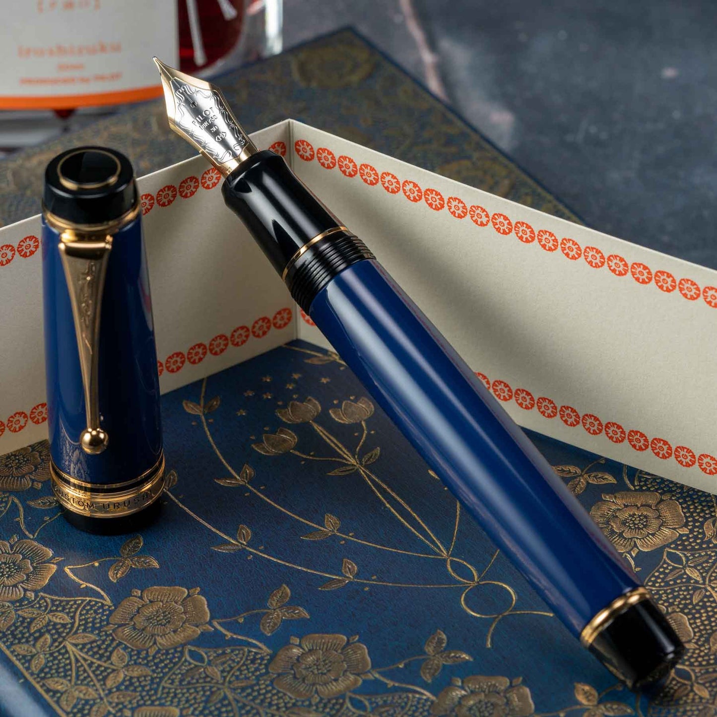 Pilot Custom Urushi Blue Fountain Pen 18k Gold FM (Fine Medium) Nib