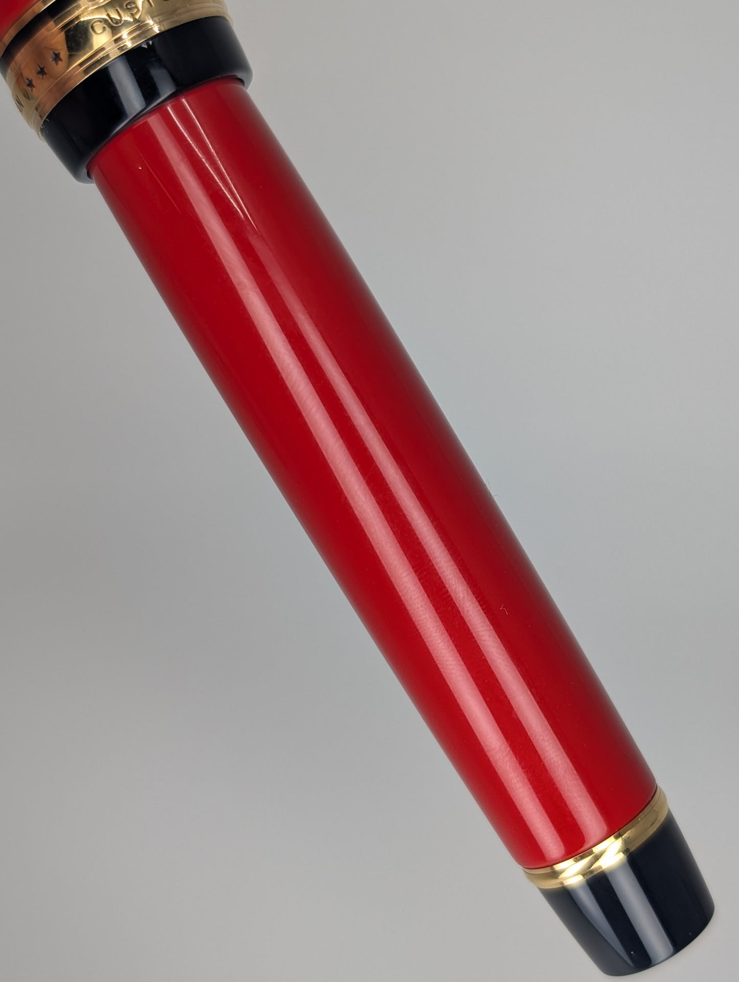 Pilot Custom Urushi Vermilion Fountain Pen 18k Gold Medium Nib