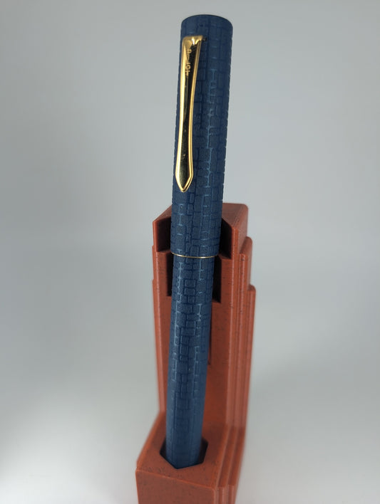 *Consignment* Pilot Ishime Urushi Navy Fountain Pen 18k Broad Nib