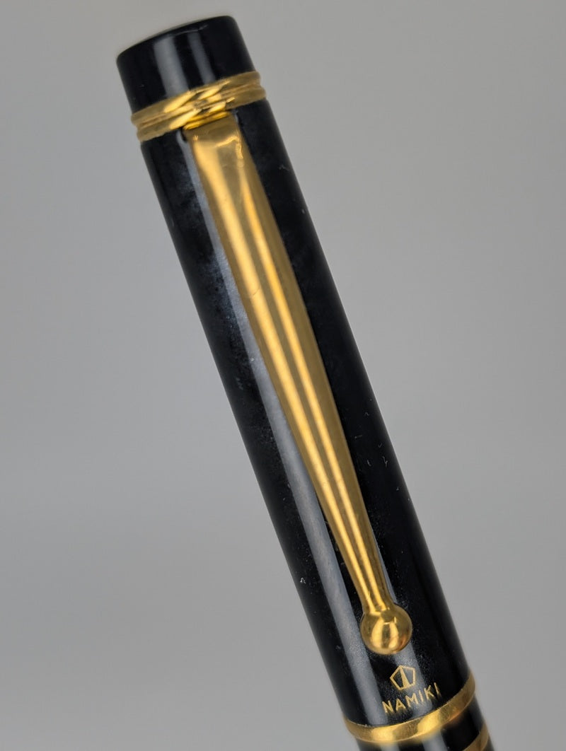 *Consignment* Pilot Custom Grance Black & Silver Lacquer Rollerball Pen