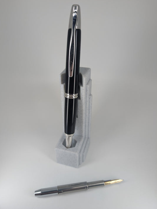 *Consignment* Pilot Vanishing Point Black w/ Rhodium Fountain Pen Medium Nib w/ Extra Nib