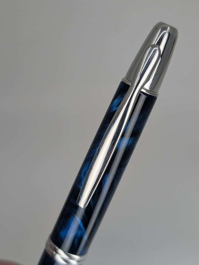 *Consignment* Pilot Vanishing Point Limited Edition Blue Marble Fountain Pen 18k Gold Fine Nib