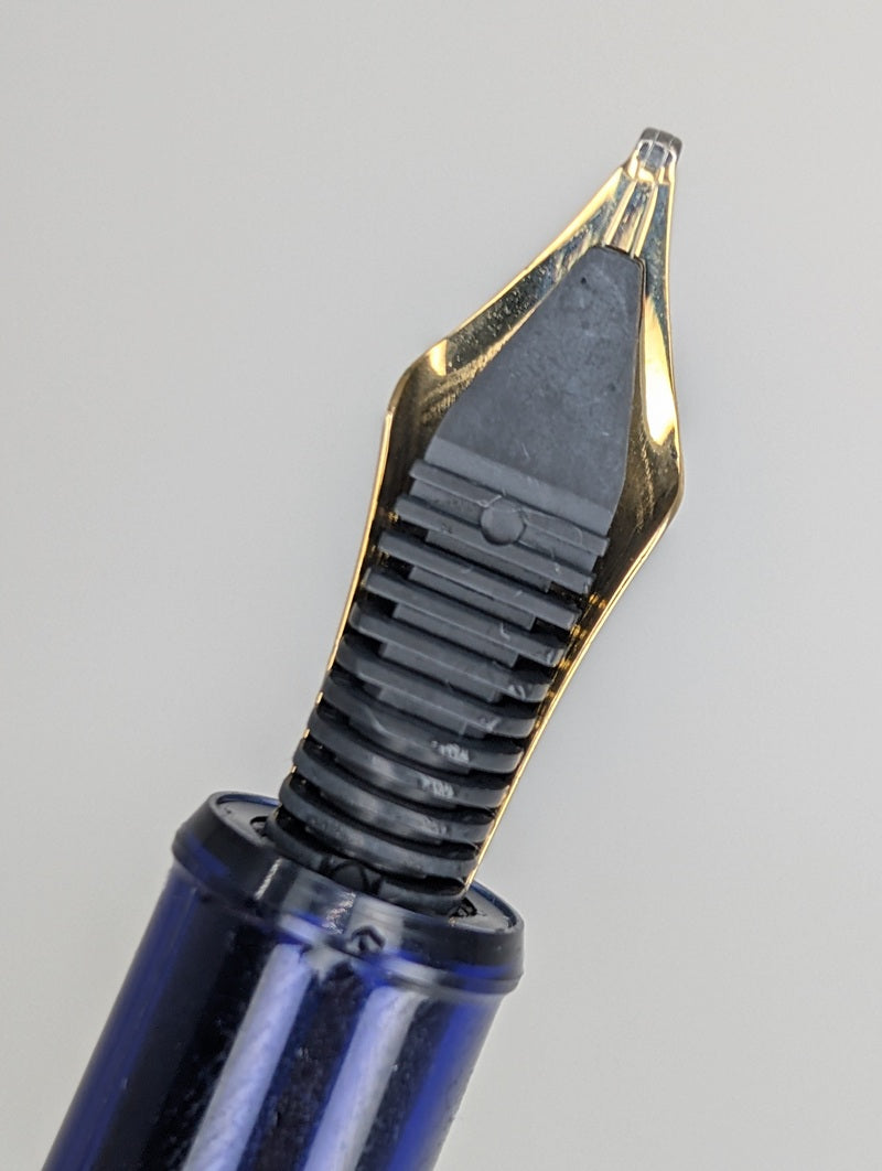 *Consignment* Platinum 3776 Blue Fountain Pen 14k Gold Music Nib