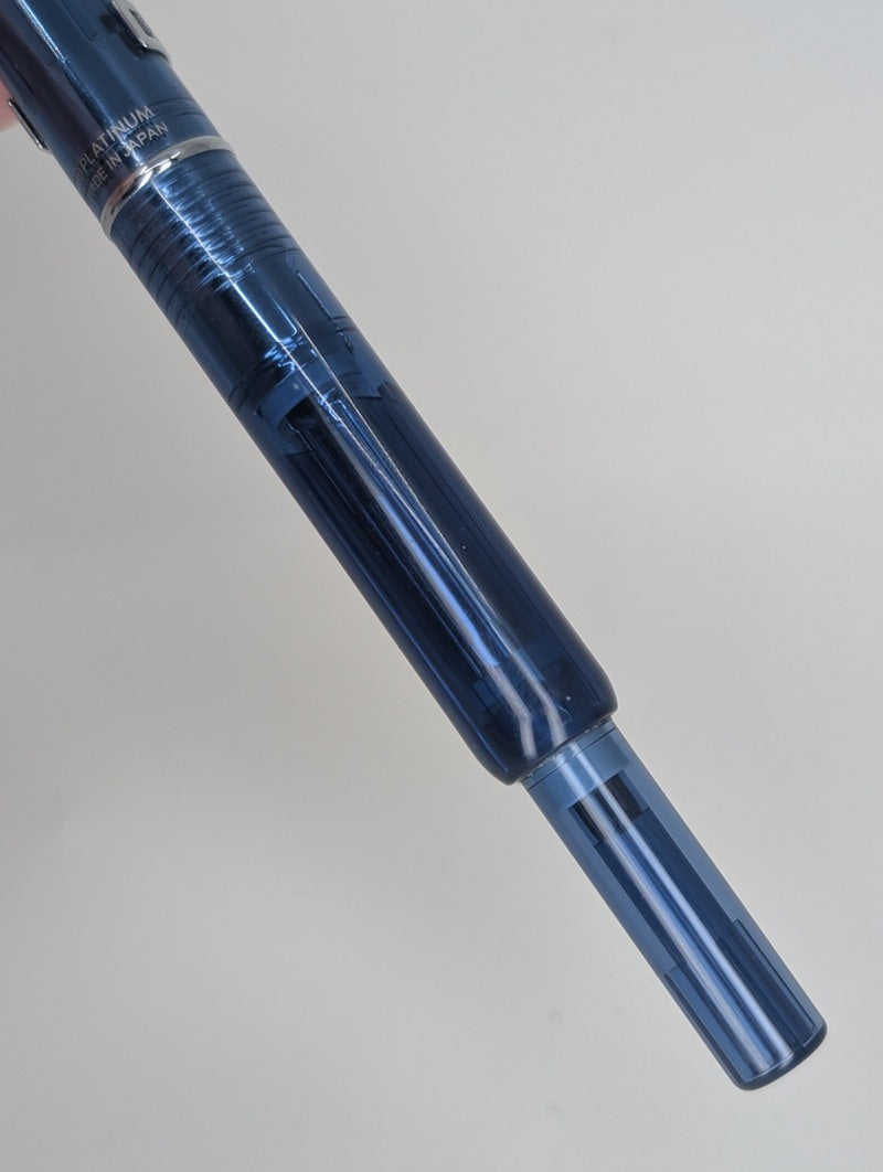*Consignment* Platinum Curidas Blue Clickable Fountain Pen
