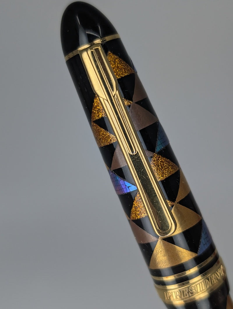 *Consignment* Platinum President Raden Urushi "Urokomo" Fountain Pen 18k Gold Medium Nib