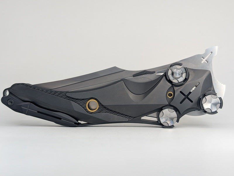 Poikilo x Mundus "Penitentia" Buttonlock Folding Knife