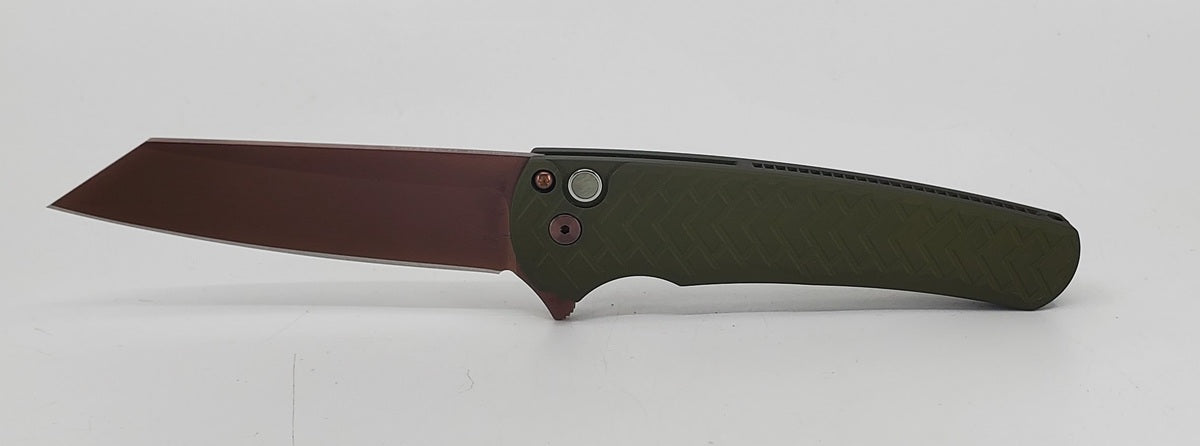 Protech Malibu Green Tread Handle w/ Copper Rose PVD Magnacut Blade Blade Show West 2026 Exclusive #Prototype