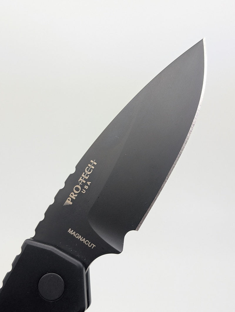 *Consignment* Protech Strider PT+ Black DLC Magnacut Auto Folding Knife