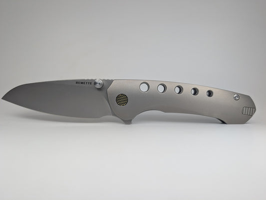 *Consignment* Remette "Bee" Titanium Frame Lock Flipper Knife