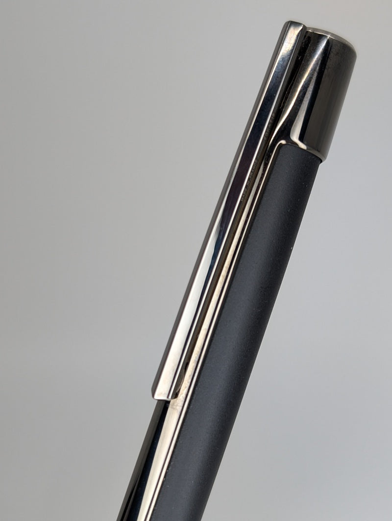 S.T. Dupont Defi Gunmetal Fountain Pen Medium Nib