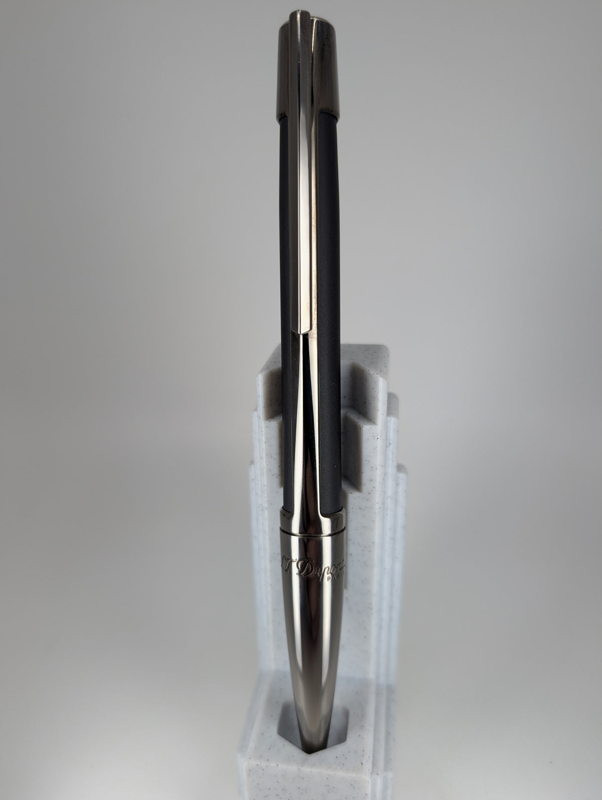 S.T. Dupont Defi Gunmetal Fountain Pen Medium Nib